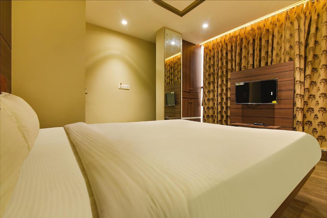 Fabhotel Eros 282 - Nr Sreebhumi โกลกาตา ภายนอก รูปภาพ